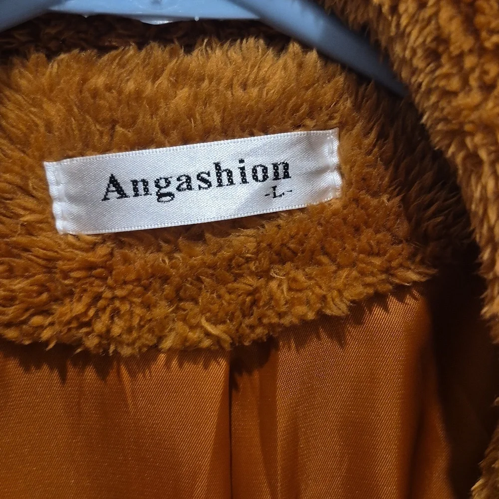 Tan Teddy Coat | Large - Picture 4 of 7